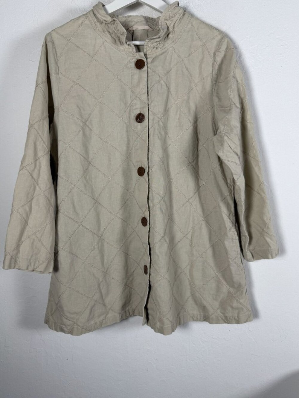 Soft Surroundings Beige Quilted Embroidered Button Front Jacket Large Linen Blen